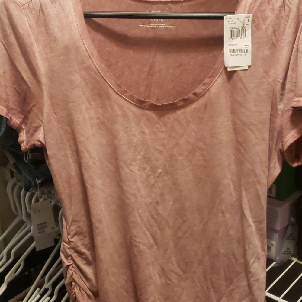 Maternity tshirt
